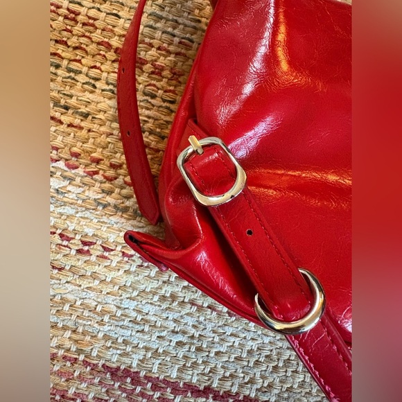 NWOT PRINCESS POLLY “Anatolius Shoulder Bag” in red! - Picture 3 of 7